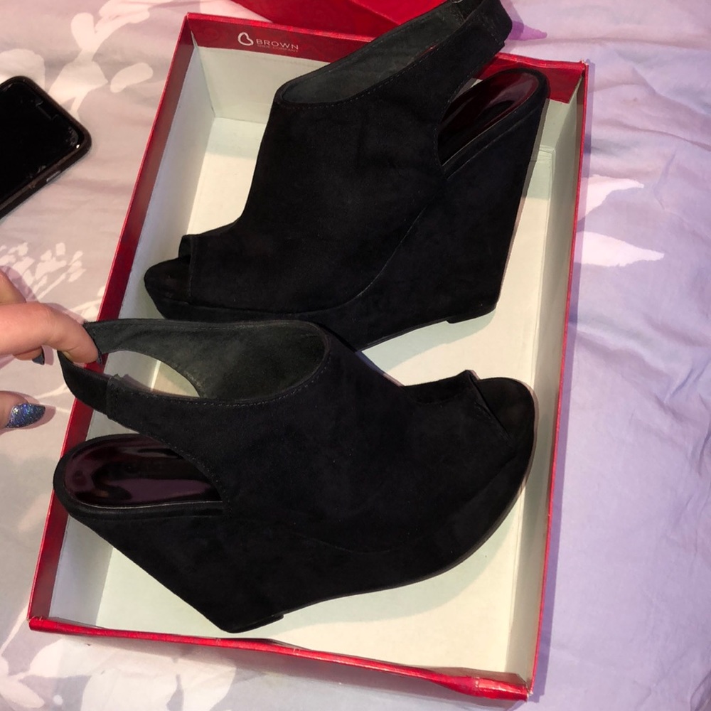 Carlos wedge black heels